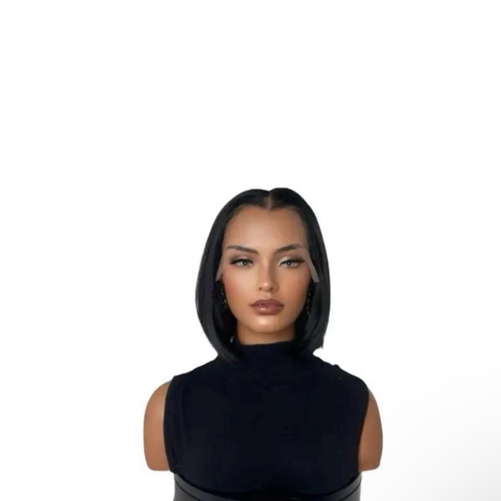 Raven – Sleek Power Bob Lace Front Wig